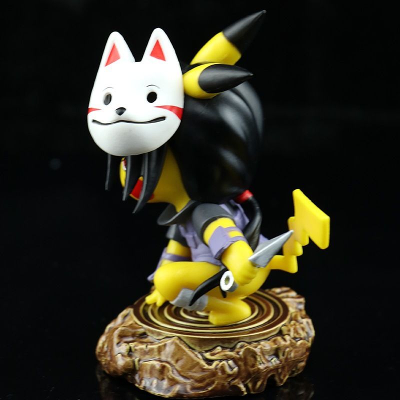 Pokémon Figur Pikachu X Itachi